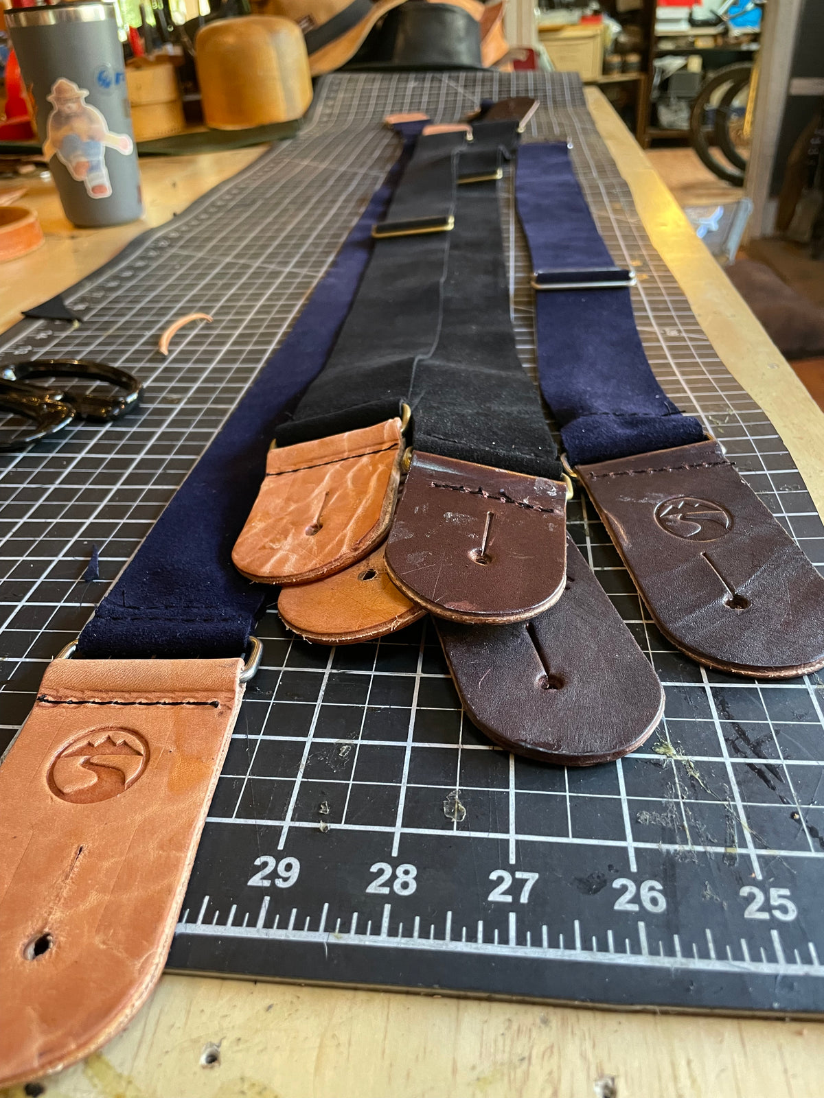 Suede guiter straps