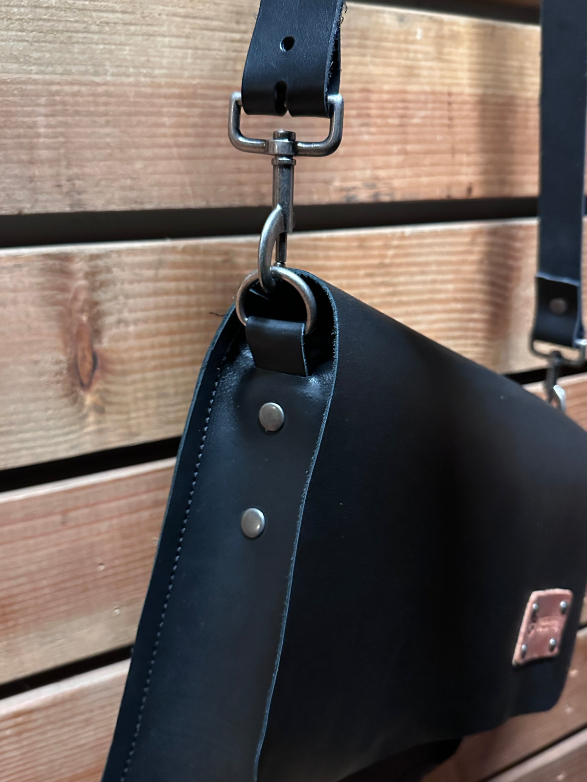 Workshop: Leather Shoulder Bag Class