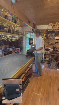 Workshop: Leather Shoulder Bag Class